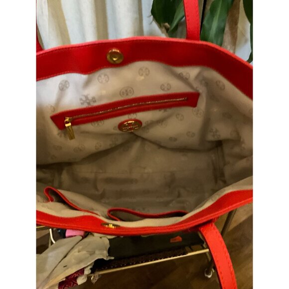 ♦️♦️ AUTHENTIC TORY BURCH RED AND CANVAS SHOULDER BAG/TOTE ♦️♦️ - Picture 8 of 8